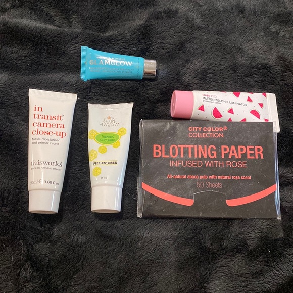 GLAMGLOW Other - 🦋5 piece Brand new skincare bundle!